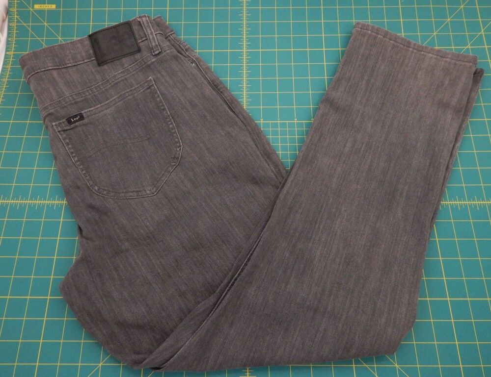 Lee Legendary Jeans Women's 16 (38x29.5) Faded Black Straight Leg Mid Rise NWT